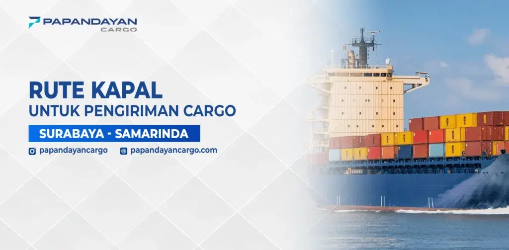 Kapal kontainer berlayar membawa puluhan peti kemas sebagai ilustrasi rute kapal Surabaya–Samarinda untuk pengiriman cargo.