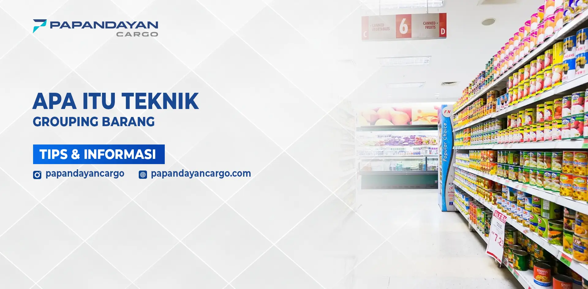 Penyusunan barang di rak berdasarkan kategori sebagai contoh teknik grouping barang.