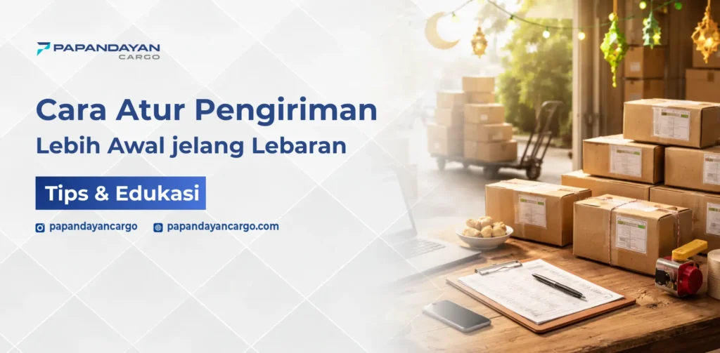 Pengiriman menjelang Lebaran dengan tumpukan kardus siap dikirim lebih awal.