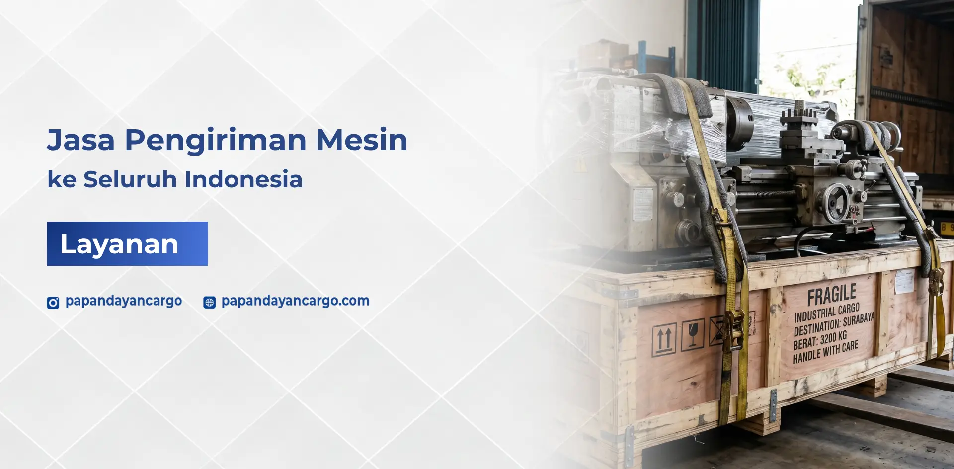 Jasa kirim mesin industri dengan packing kayu dan pengamanan khusus untuk pengiriman ke seluruh Indonesia.
