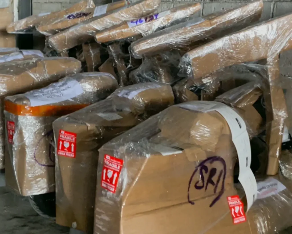 Kirim sepeda listrik dengan unit yang sudah dipacking untuk membantu menjaga kondisi barang selama proses pengiriman