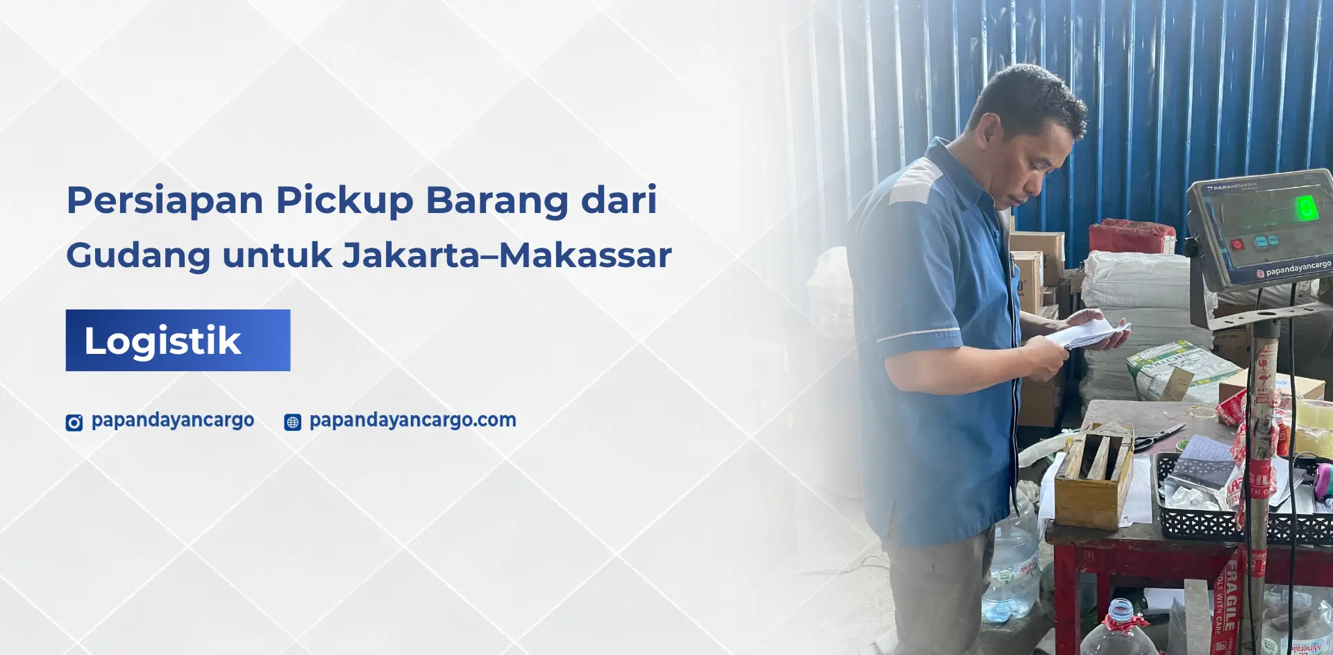 Persiapan pickup barang dari gudang membantu memastikan data, berat, kondisi kemasan, dan kesiapan kiriman telah diperiksa sebelum dijemput.